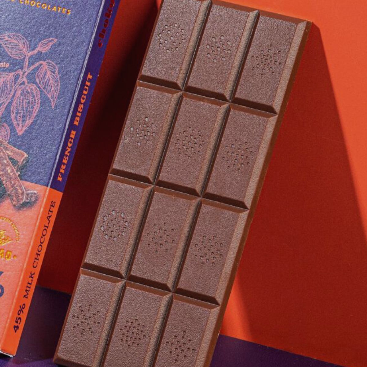 French Biscuit 45% Milk Chocolate Bar