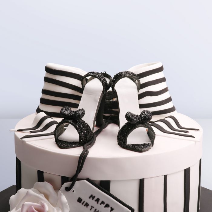 Fashion Theme Cake
