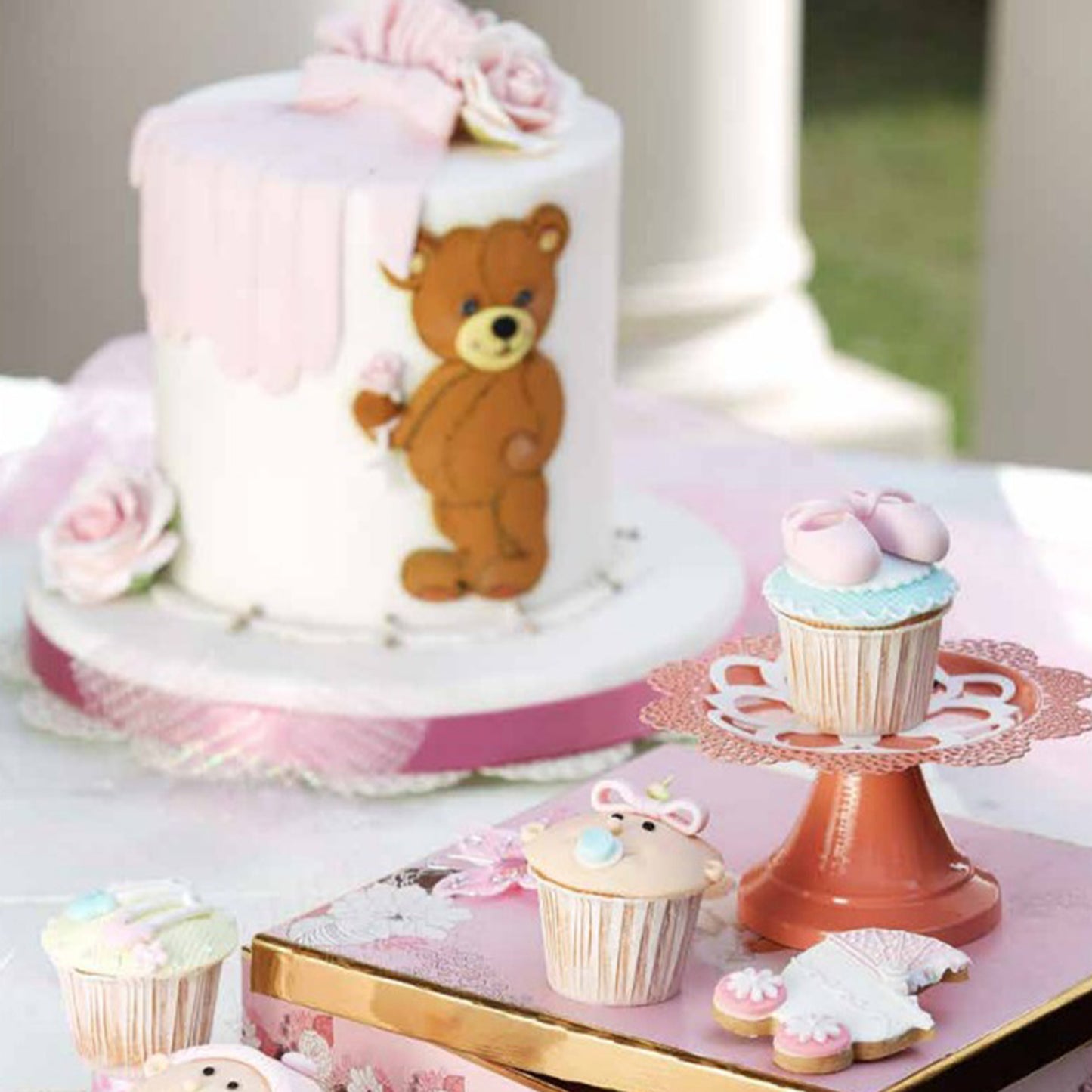 Pink Teddy Theme Cake