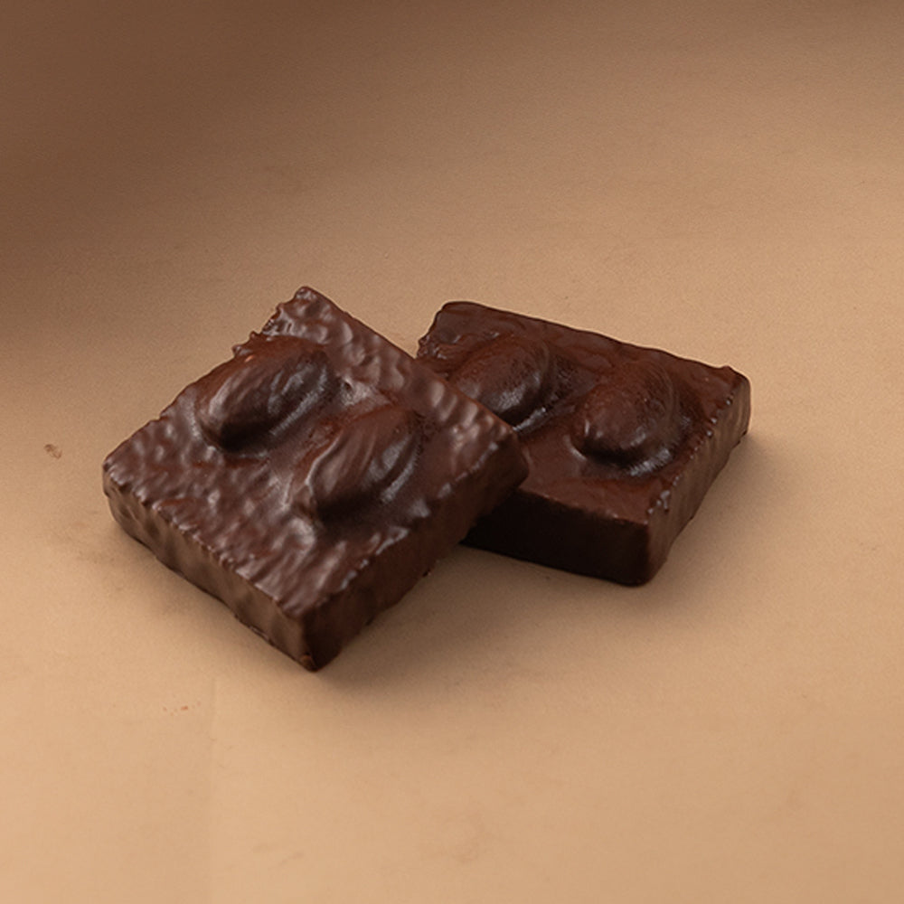 Almond Praline Dessert Squares