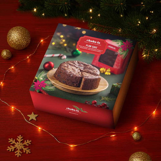 Classic Christmas Plum Cake 