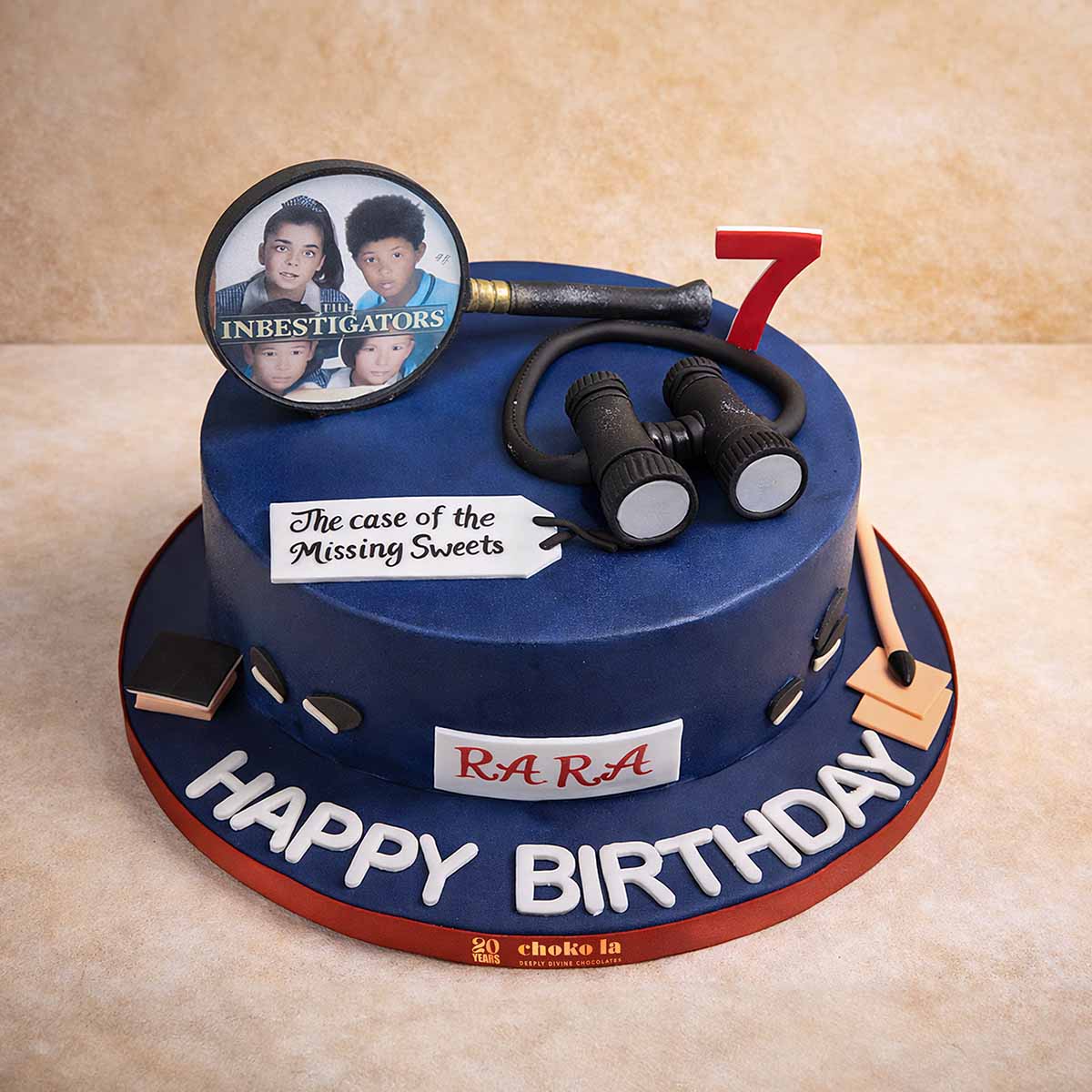 Detective Mystery Theme Designer Cake