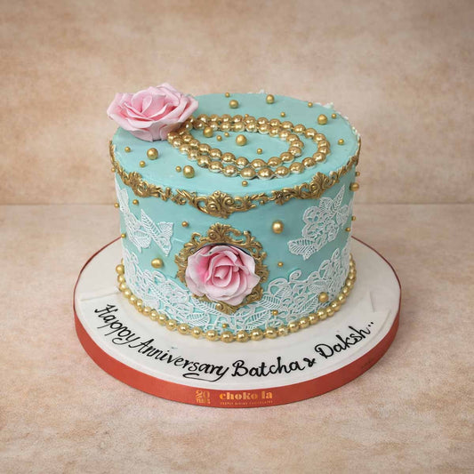 Gold Pearl Vintage Theme Designer Cake