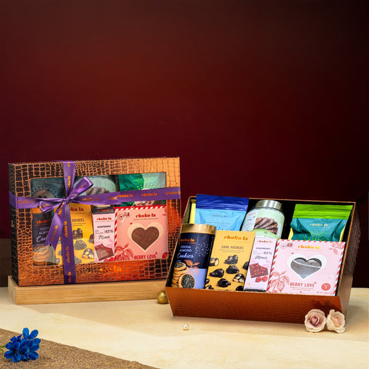 Luxury Celebration Medium Gift Box Hamper