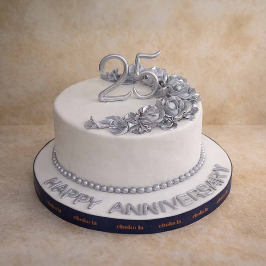 Silver Pearl Theme Designer Cake