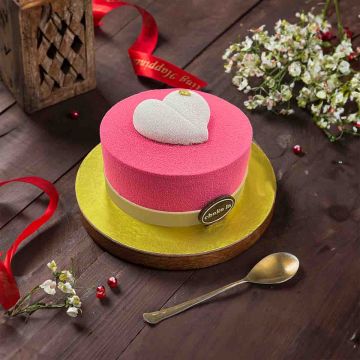 Valentines Celebration Cake